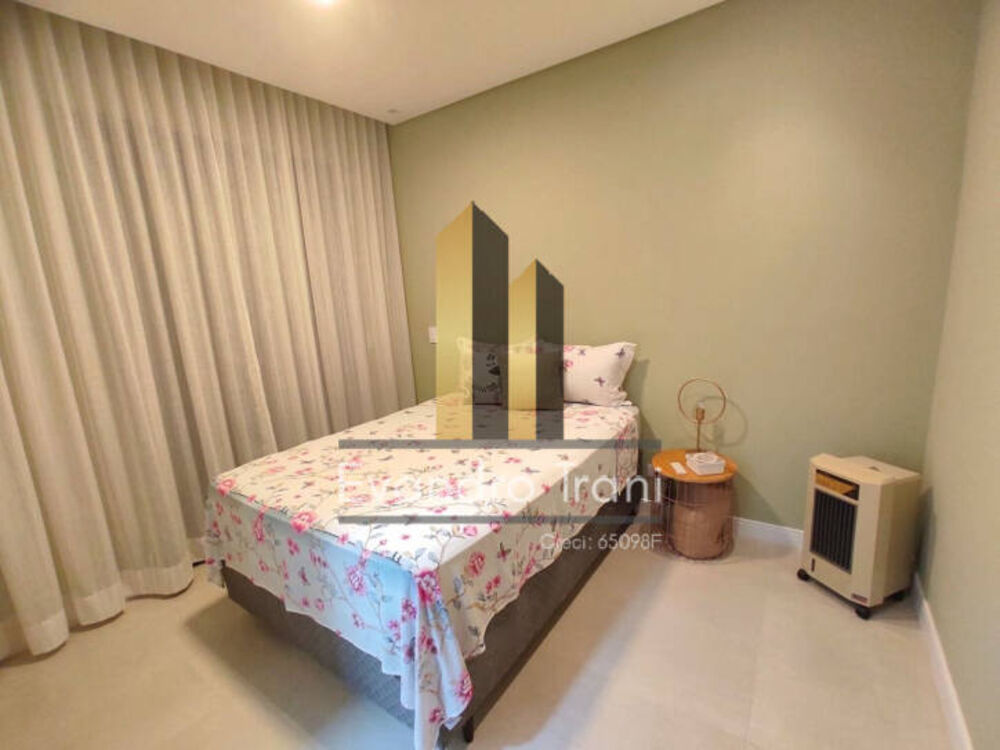 Casa, 3 quartos, 230 m² - Foto 12