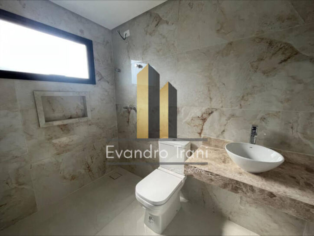 Casa, 3 quartos, 245 m² - Foto 2