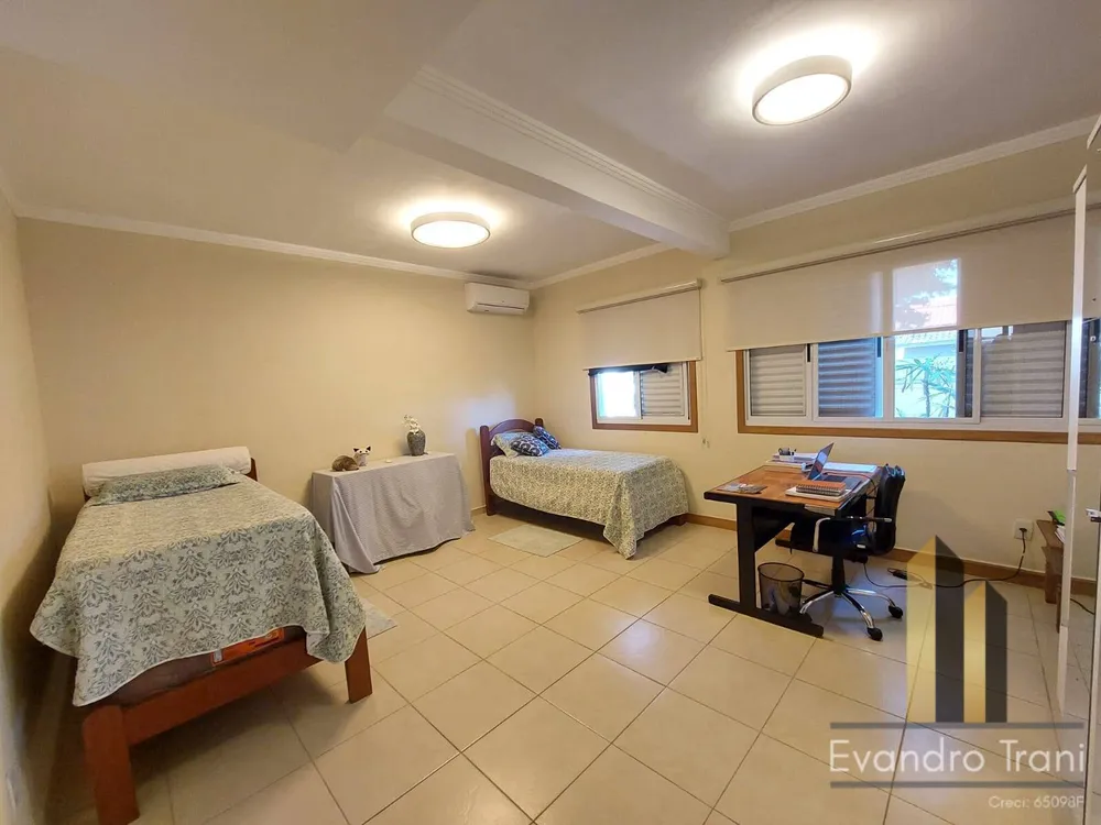 Casa, 4 quartos, 256 m² - Foto 7