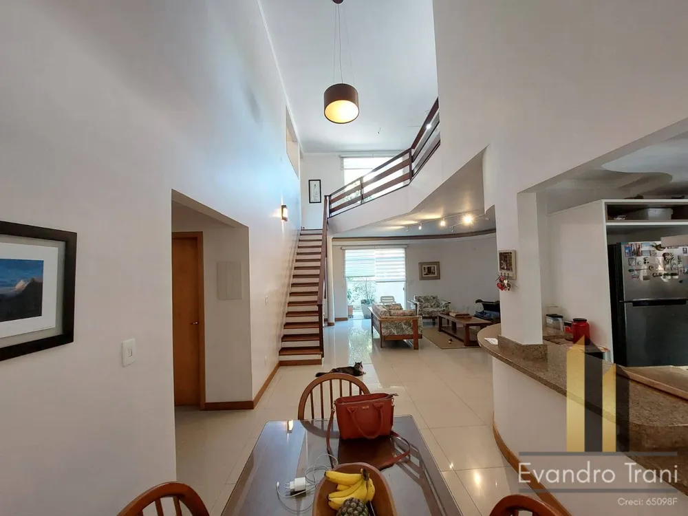Casa, 4 quartos, 256 m² - Foto 5