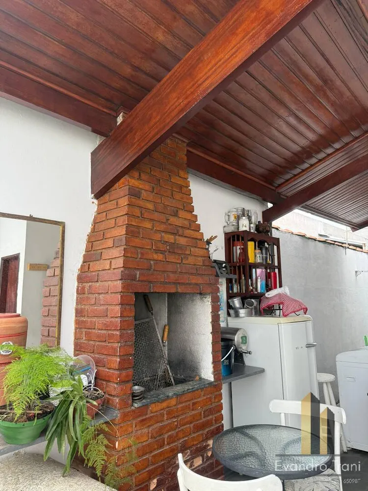 Casa, 3 quartos, 250 m² - Foto 3