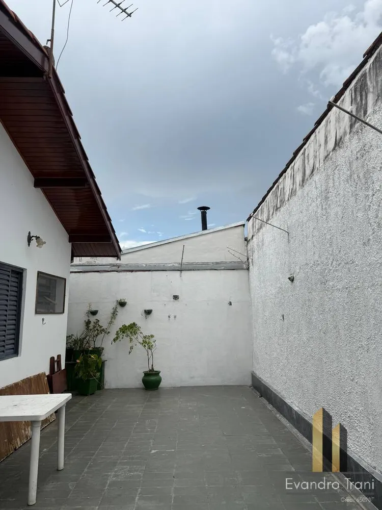 Casa, 3 quartos, 250 m² - Foto 1