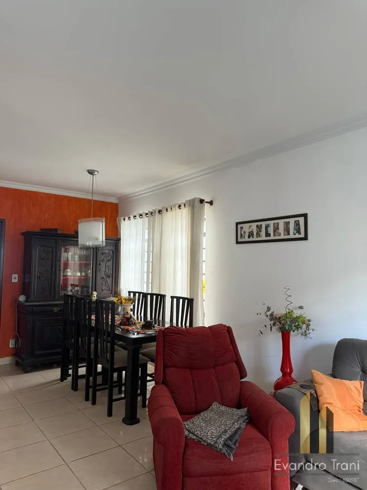 Casa, 3 quartos, 250 m² - Foto 12