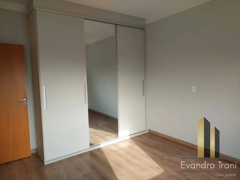 Casa, 5 quartos, 233 m² - Foto 3