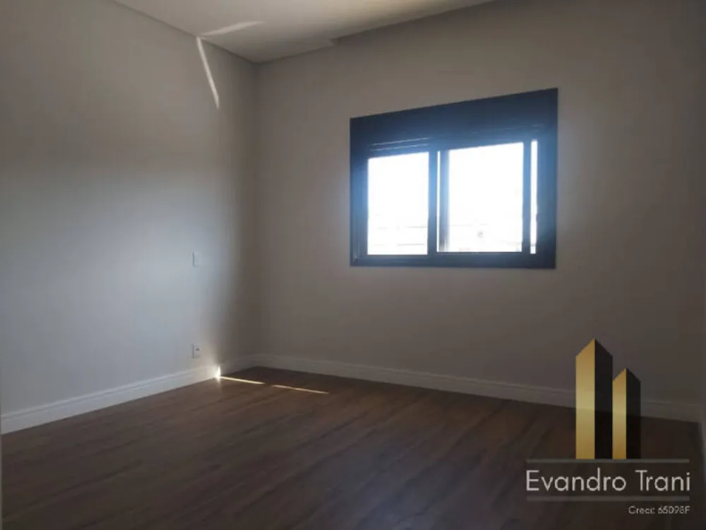 Casa, 4 quartos, 235 m² - Foto 13