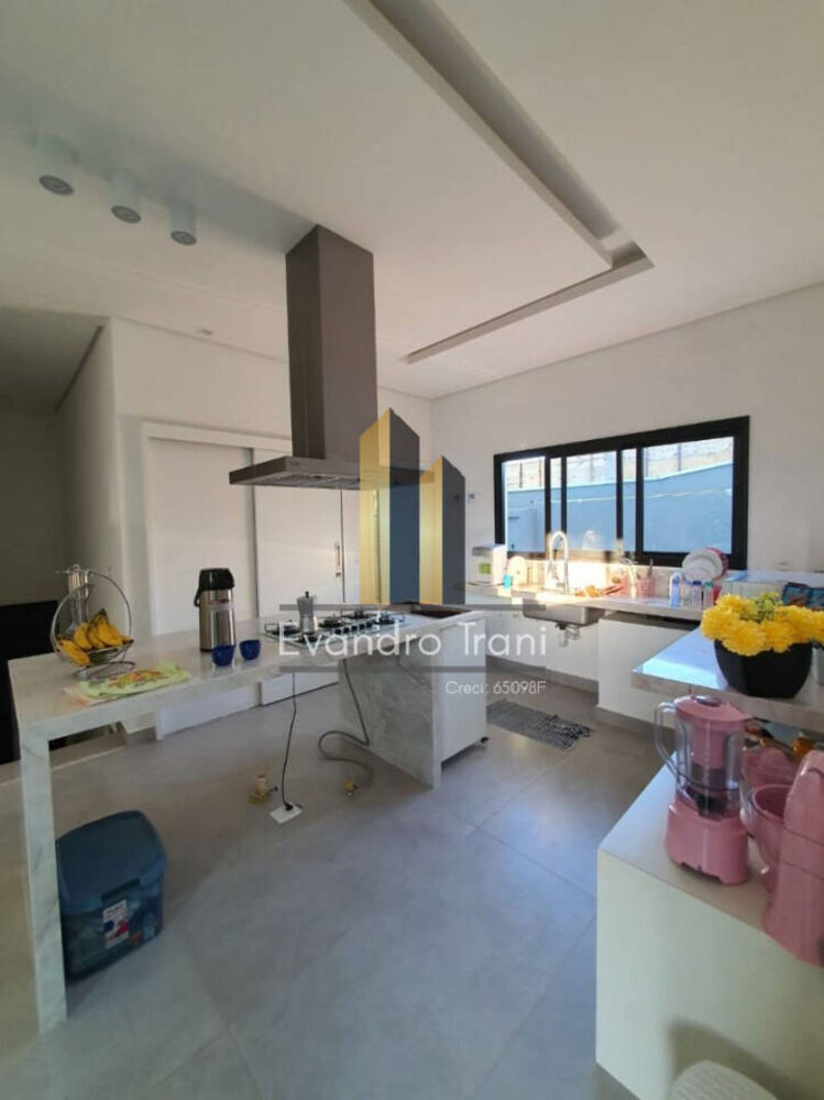 Casa, 4 quartos, 386 m² - Foto 4