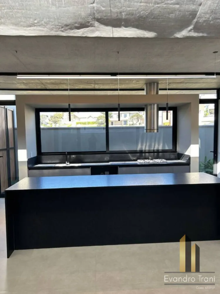 Casa, 3 quartos, 239 m² - Foto 4