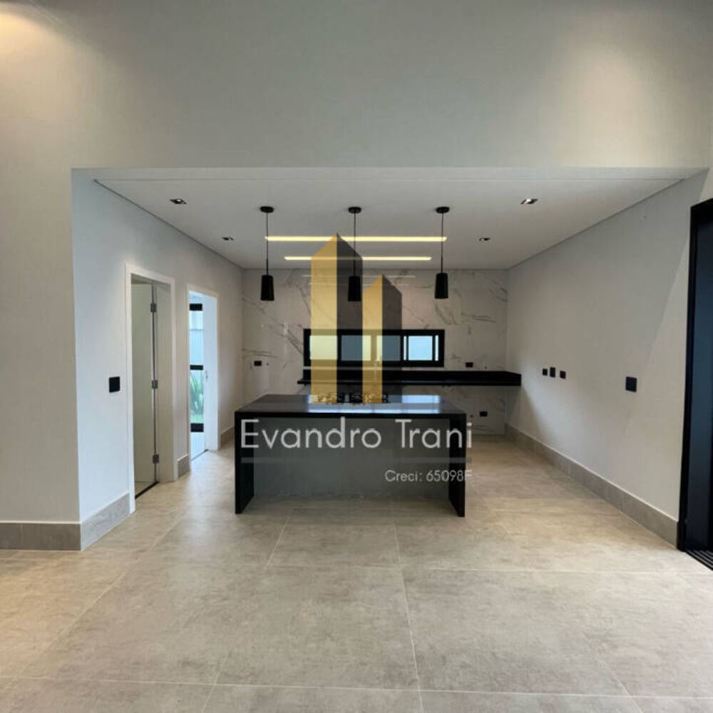 Casa, 4 quartos, 290 m² - Foto 1