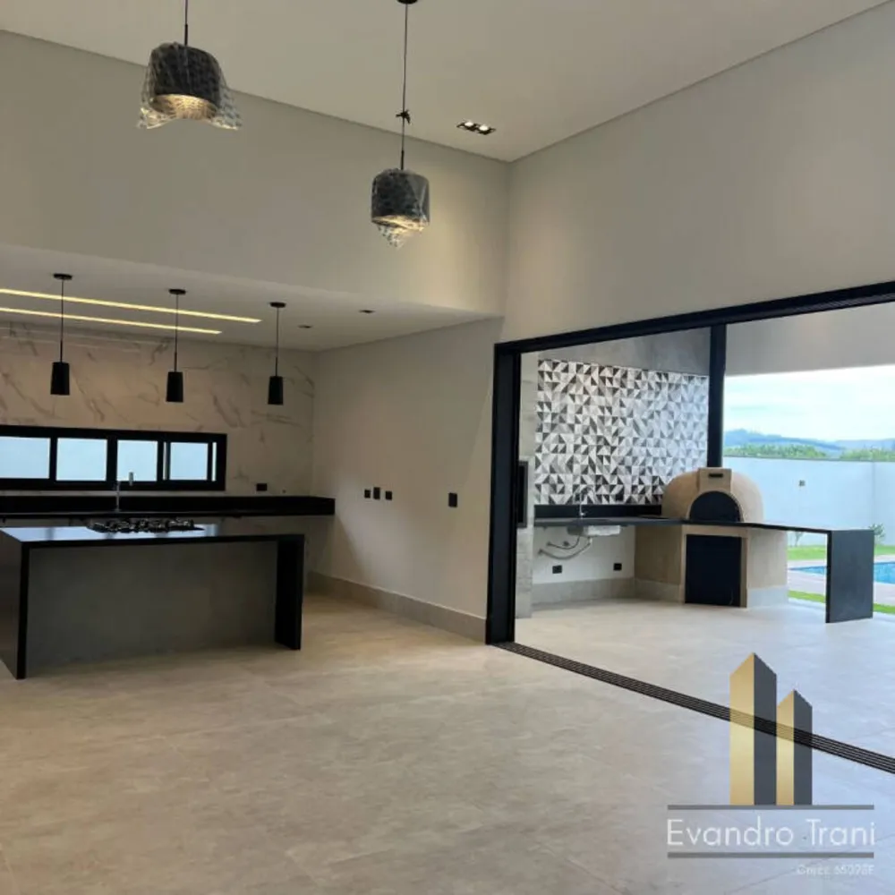 Casa, 4 quartos, 290 m² - Foto 2