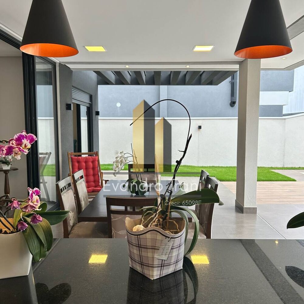 Casa, 3 quartos, 353 m² - Foto 4