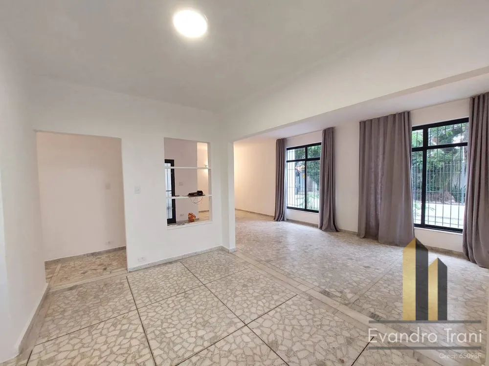 Casa, 3 quartos, 210 m² - Foto 2
