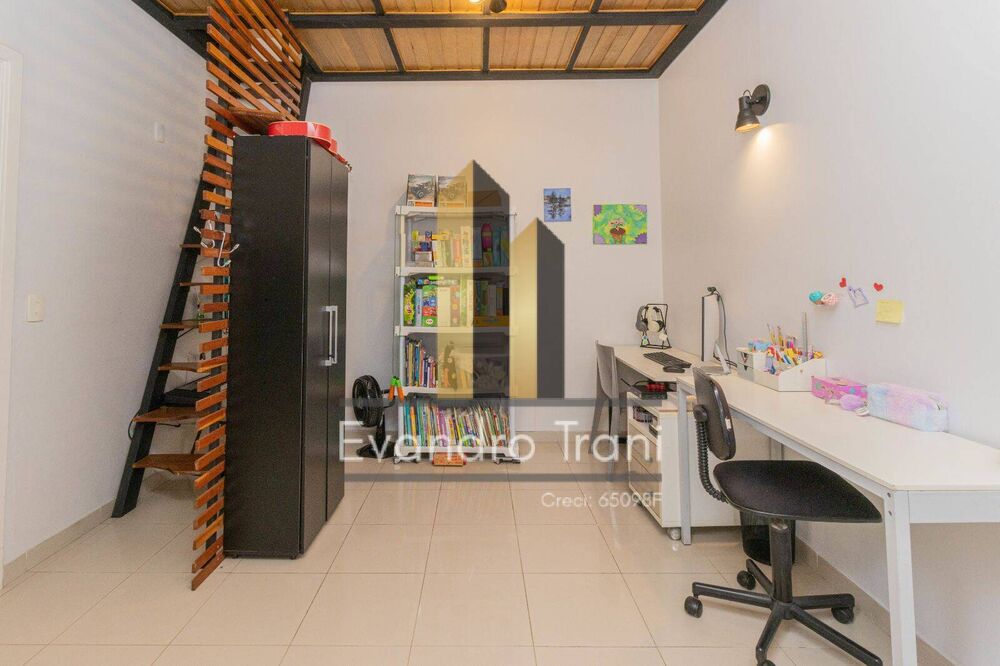 Casa à venda com 3 quartos, 130m² - Foto 2
