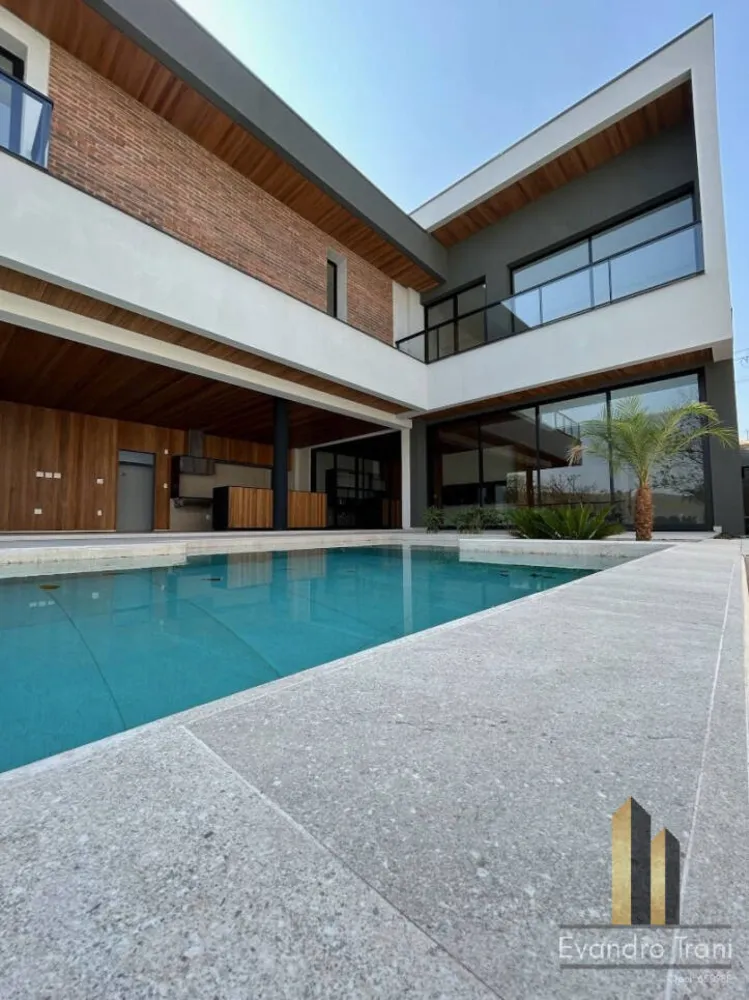 Casa, 4 quartos, 584 m² - Foto 9