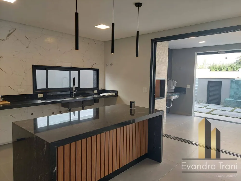 Casa, 4 quartos, 325 m² - Foto 3