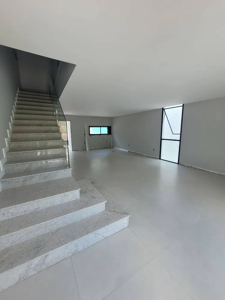Casa, 4 quartos, 202 m² - Foto 3