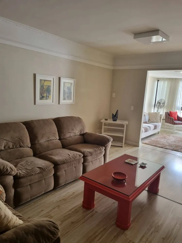 Apartamento, 3 quartos, 220 m² - Foto 11