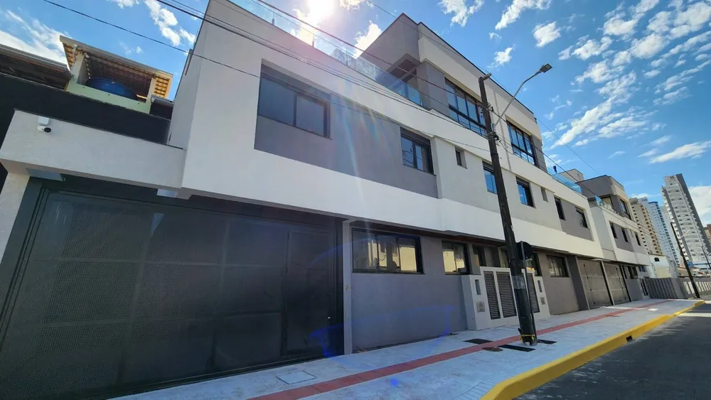 Sobrado, 3 quartos, 184 m² - Foto 2