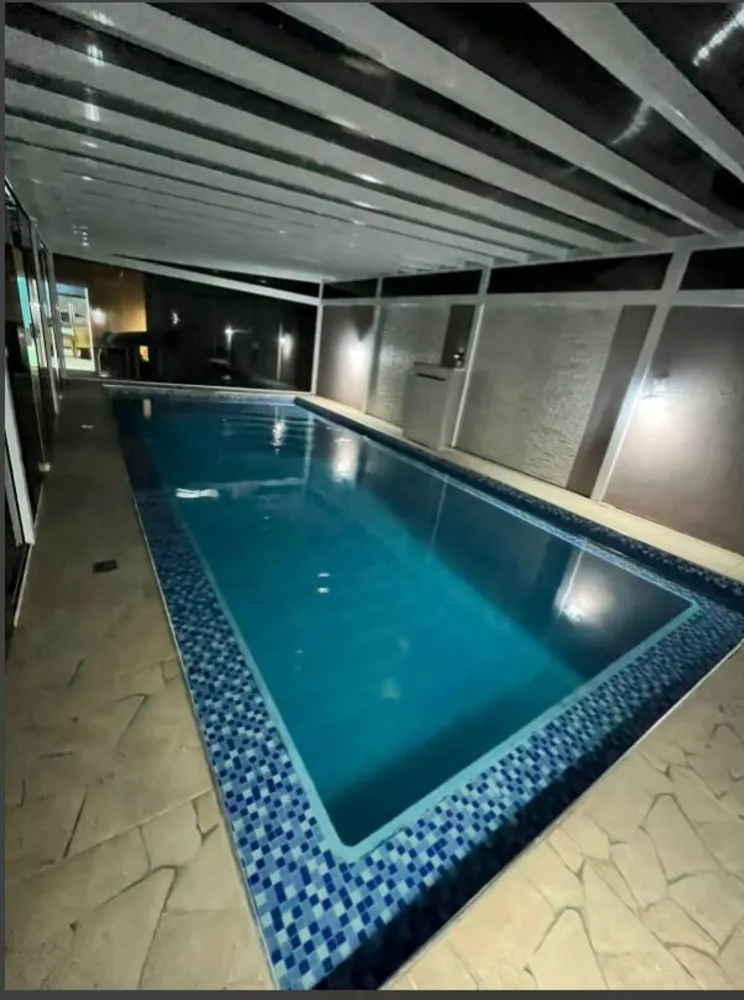 Casa, 4 quartos, 300 m² - Foto 1