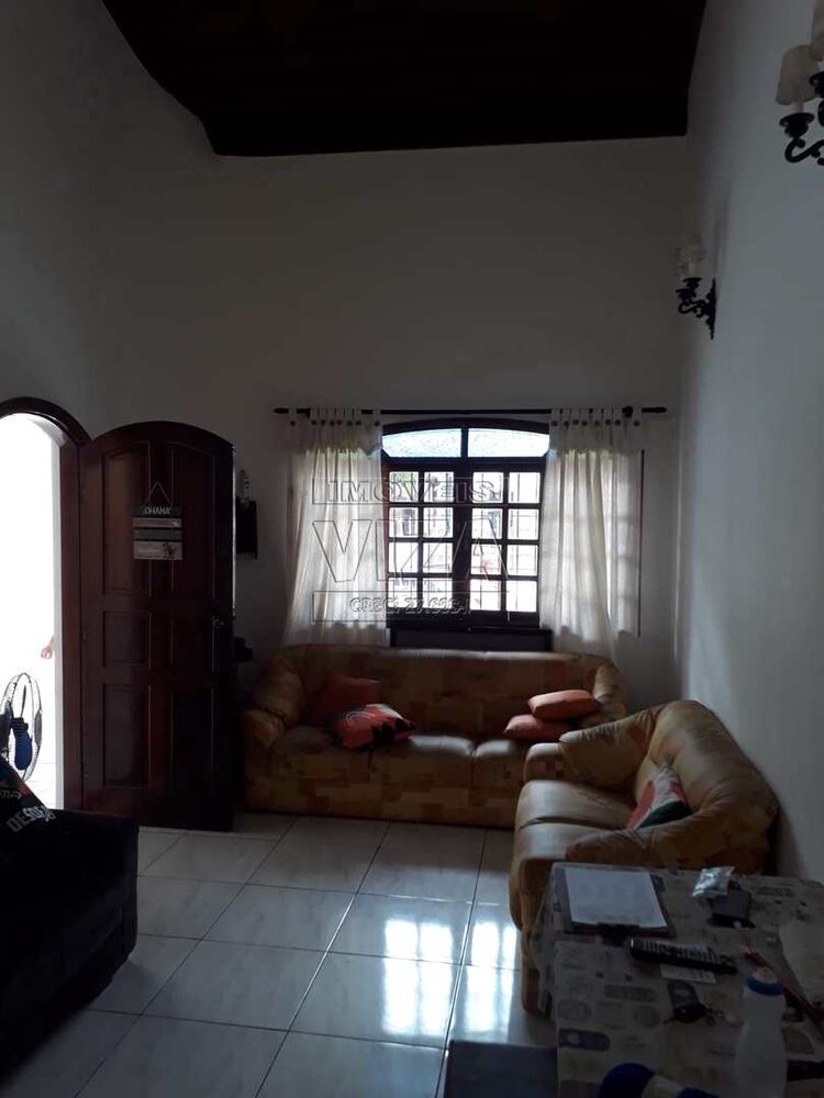 Casa, 3 quartos, 137 m² - Foto 1