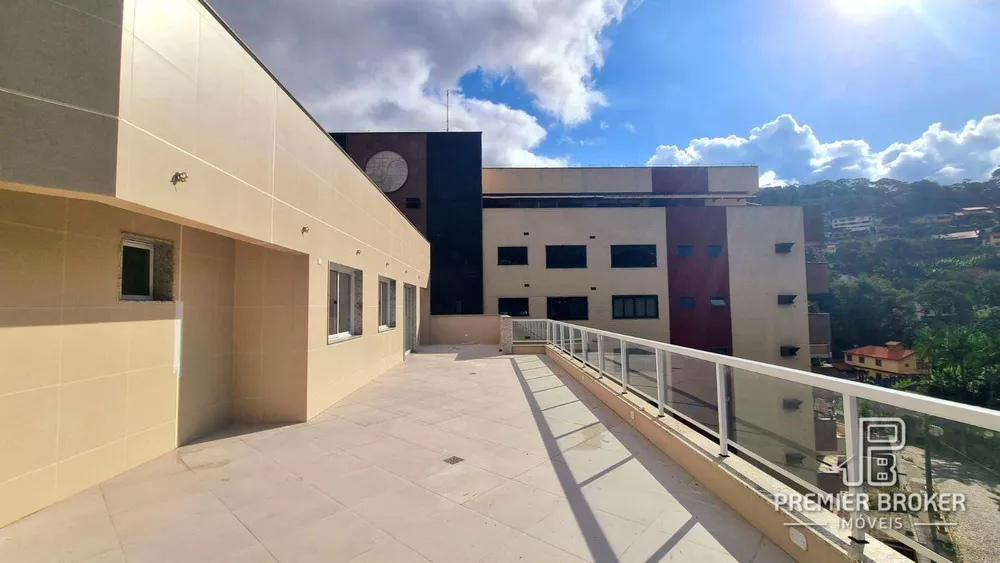 Cobertura, 3 quartos, 190 m² - Foto 2