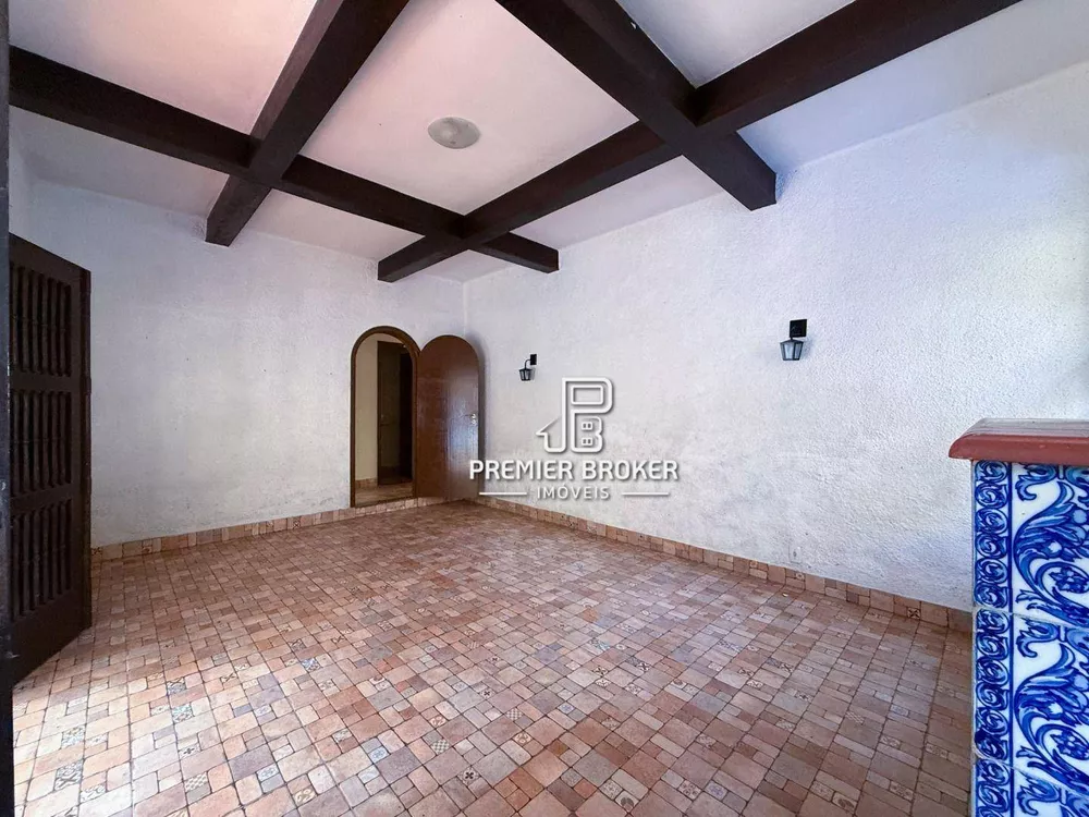 Casa, 5 quartos, 366 m² - Foto 4