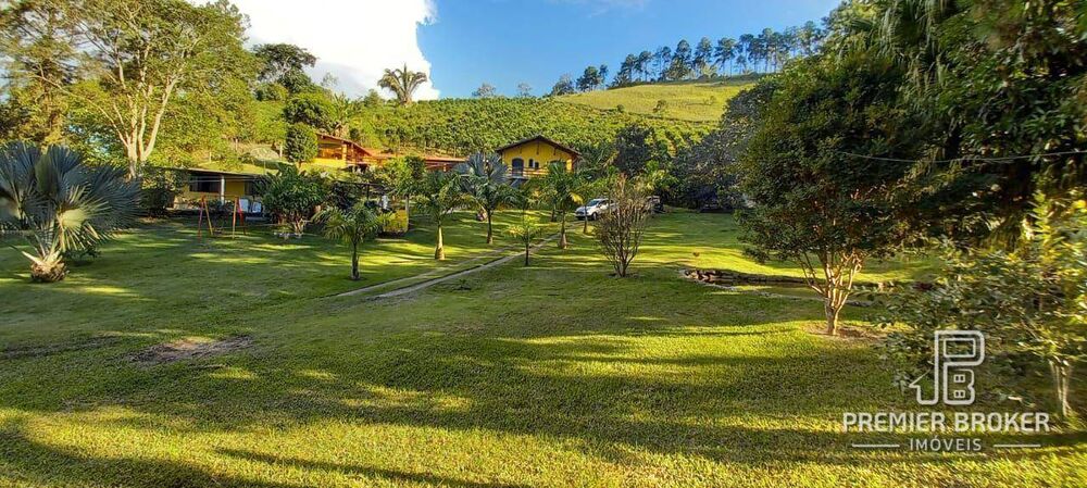 Sítio à venda com 3 quartos, 200m² - Foto 11