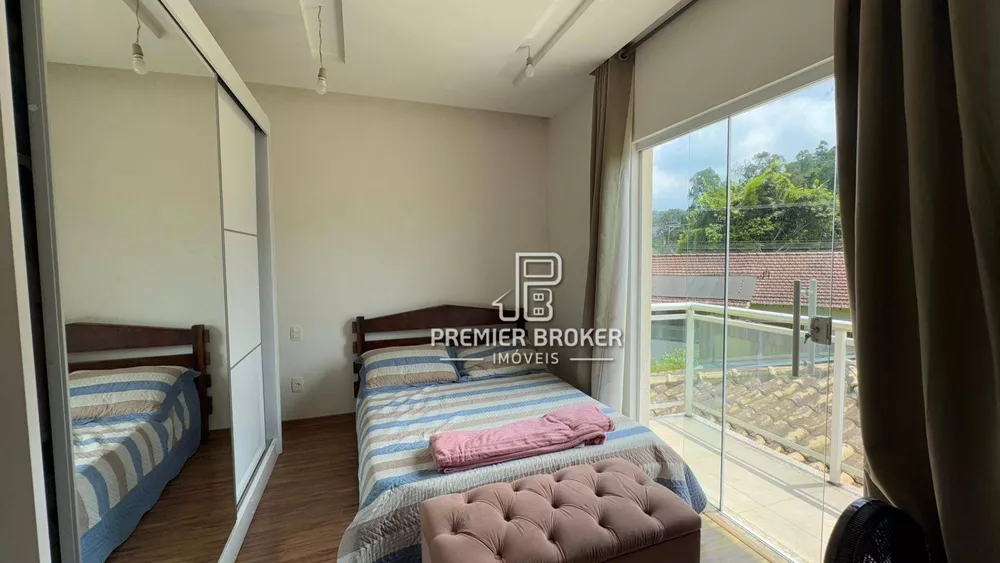 Casa, 3 quartos, 220 m² - Foto 13