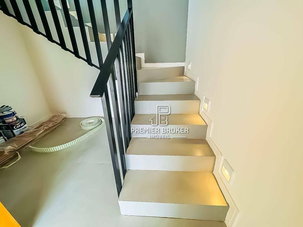 Casa de Condomínio à venda com 4 quartos, 160m² - Foto 3