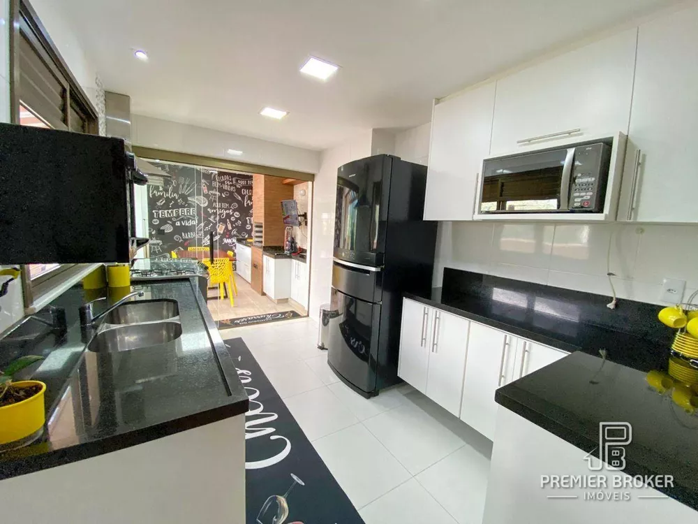 Cobertura, 3 quartos, 214 m² - Foto 9