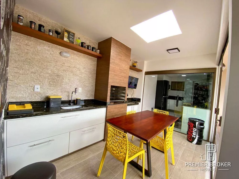 Cobertura, 3 quartos, 214 m² - Foto 13