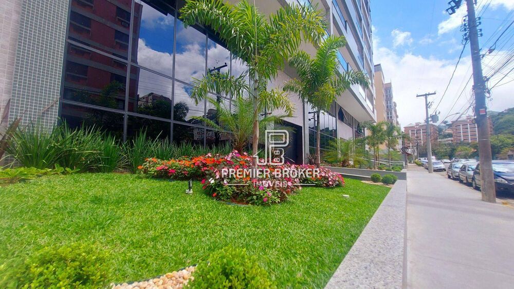 Apartamento à venda com 3 quartos, 150m² - Foto 1