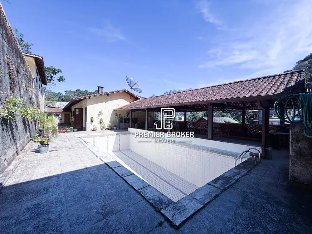 Casa, 3 quartos, 346 m² - Foto 26