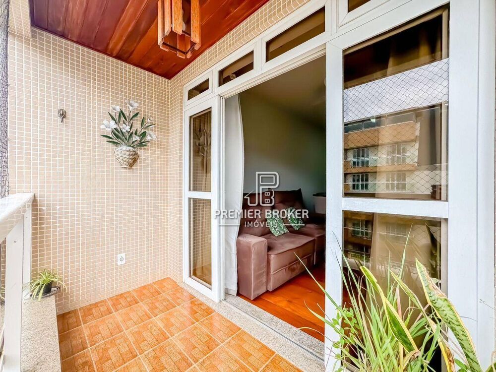 Apartamento à venda com 2 quartos, 80m² - Foto 2