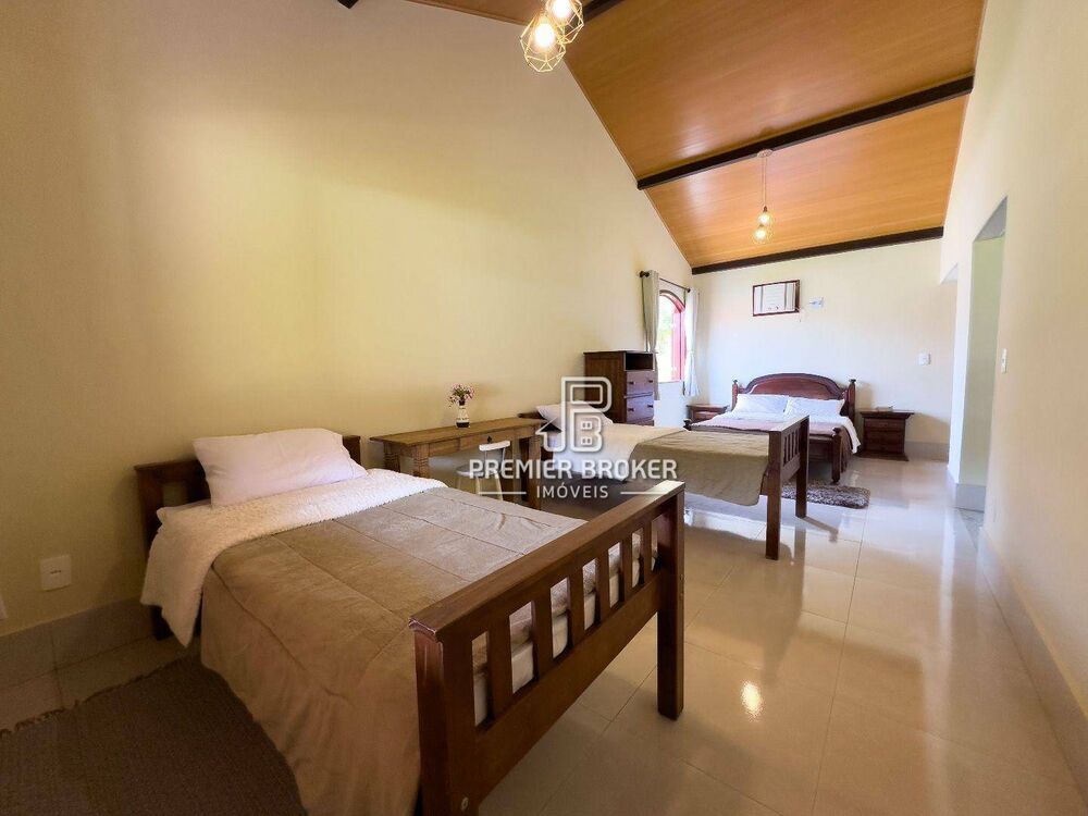 Sítio à venda com 6 quartos, 400m² - Foto 2