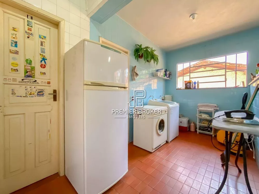 Casa de Condomínio à venda com 5 quartos, 250m² - Foto 5