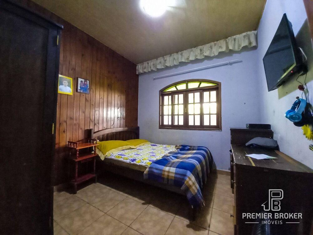 Casa à venda com 3 quartos, 114m² - Foto 2
