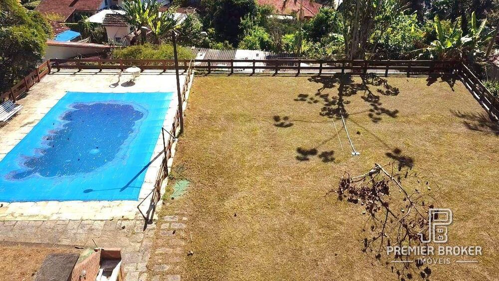 Casa à venda com 3 quartos, 400m² - Foto 7