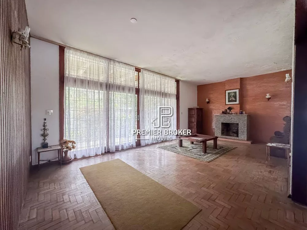 Casa, 4 quartos, 224 m² - Foto 2