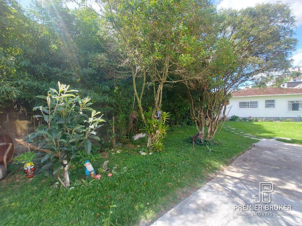Casa à venda com 3 quartos, 98m² - Foto 4
