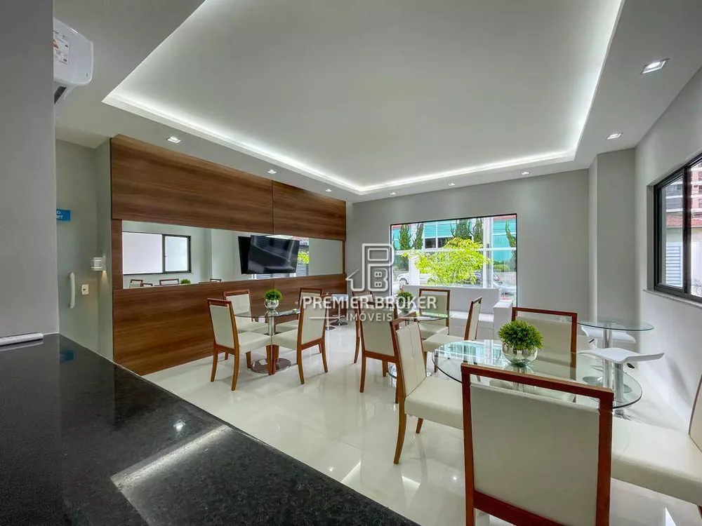 Cobertura, 3 quartos, 205 m² - Foto 1