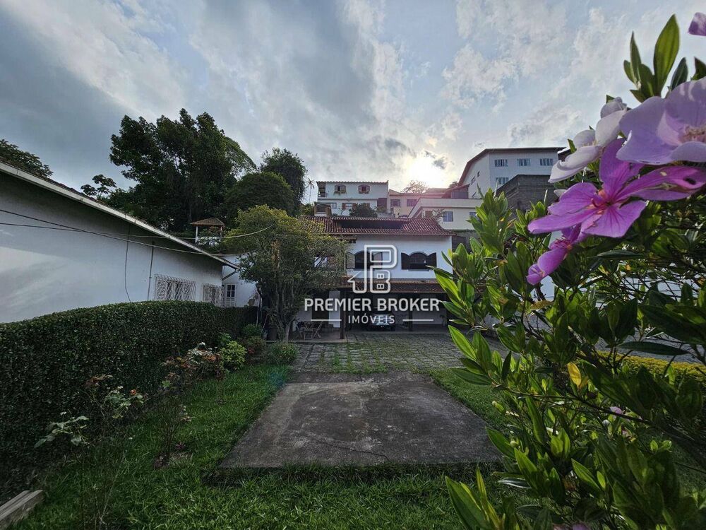 Casa, 3 quartos, 238 m² - Foto 3