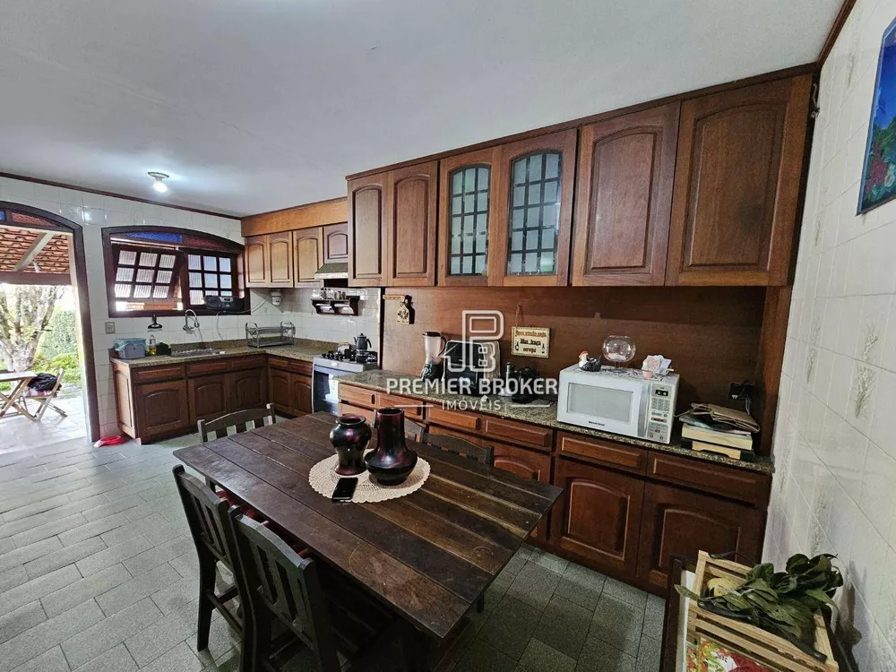 Casa, 3 quartos, 238 m² - Foto 17