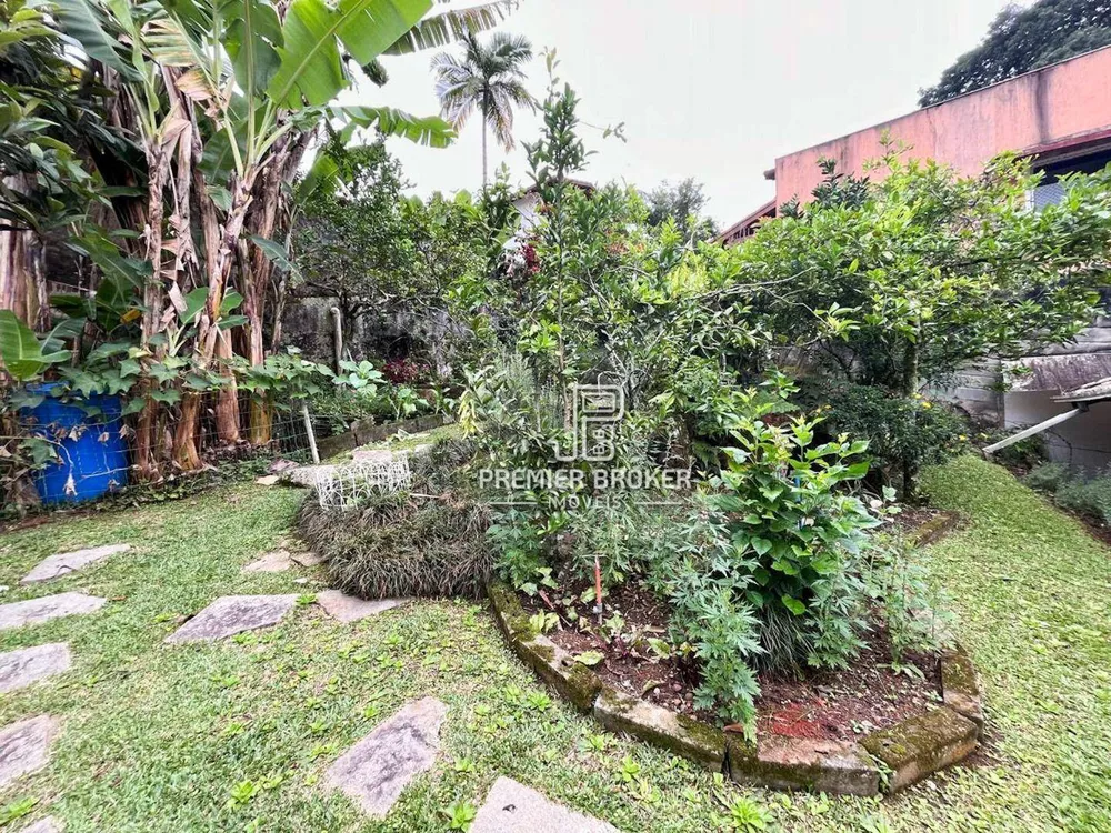 Casa, 4 quartos, 334 m² - Foto 51