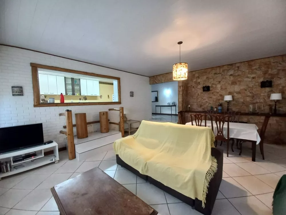 Casa, 6 quartos, 270 m² - Foto 11