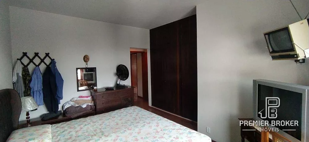 Casa, 3 quartos, 249 m² - Foto 23