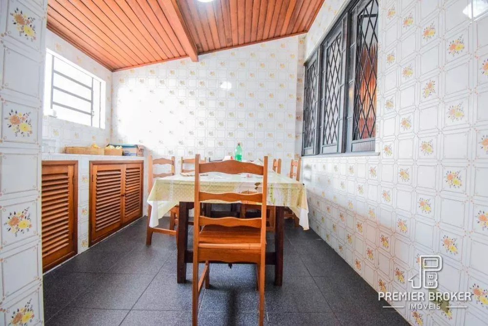 Casa, 3 quartos, 249 m² - Foto 12