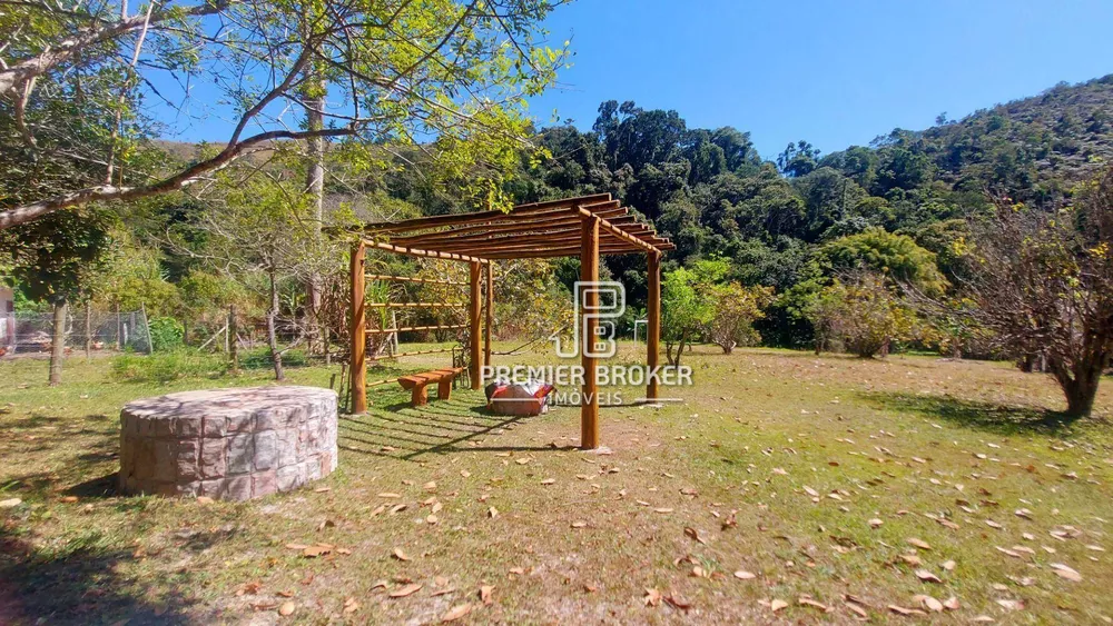 Sítio, 3 quartos, 2000 m² - Foto 13