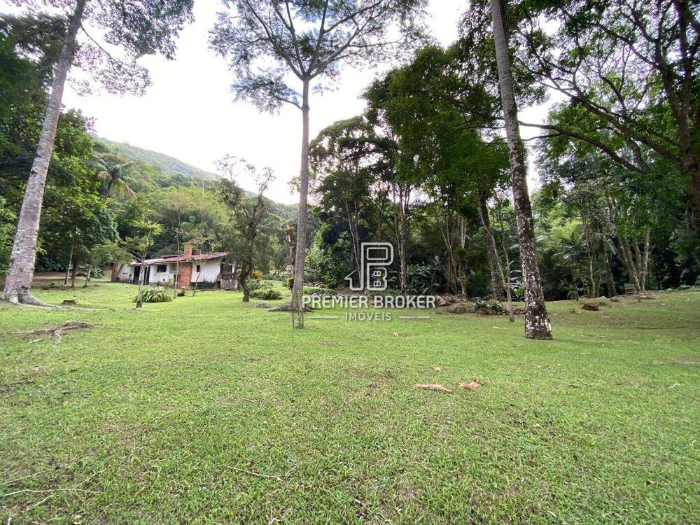 Sítio à venda com 10 quartos, 1000m² - Foto 2