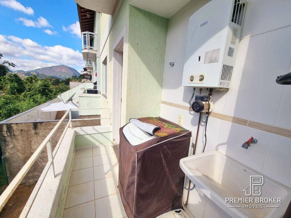 Casa de Condomínio à venda com 4 quartos, 160m² - Foto 2