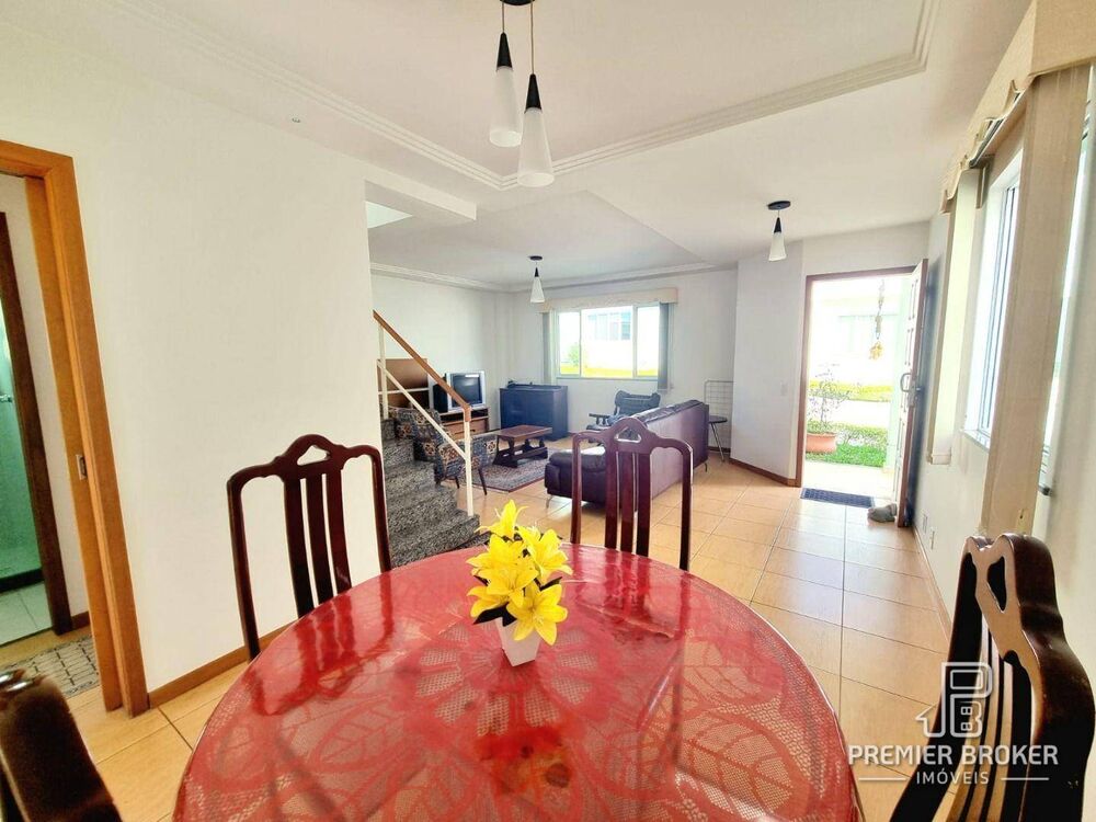 Casa de Condomínio à venda com 4 quartos, 160m² - Foto 1